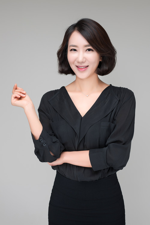 五家渠千佼填 国际高级纹绣师